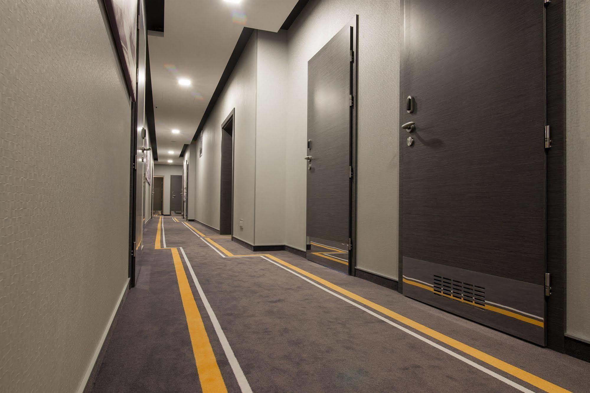 Апарт-отель 12th Floor 4*
